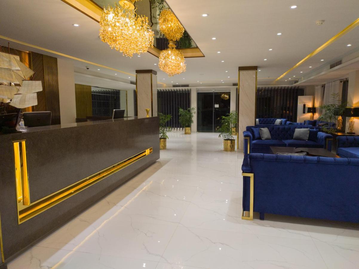 Envoy Continental Hotel Iszlámábád Kültér fotó